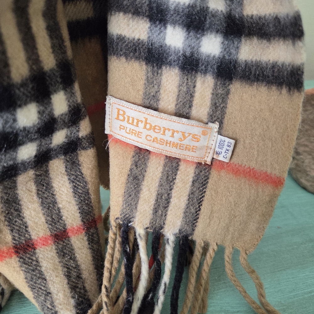 100% CASHMERE Burberry Nova Check Scarf - Picture 2 of 7